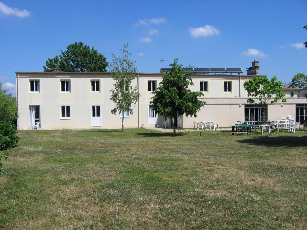 Auberge De Jeunesse Hi Poitiers Esterno foto